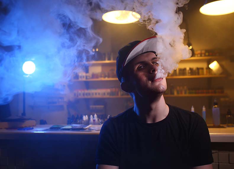 Как электронные сигареты влияют на поверхность глаза?